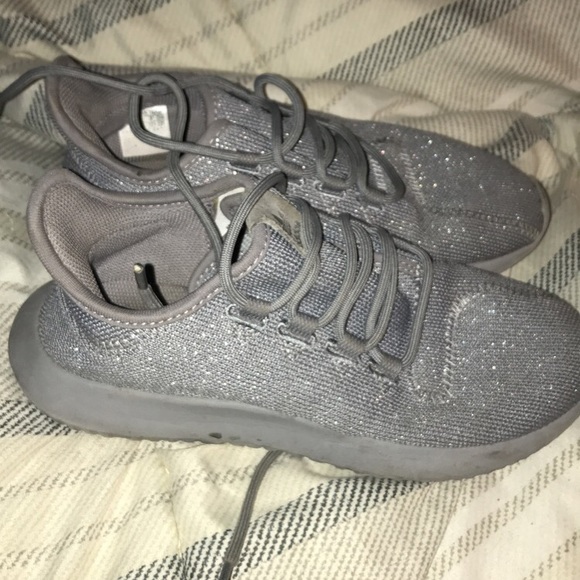 Addias Size (4) in GradeSchool Only wear a few tim - Picture 1 of 2